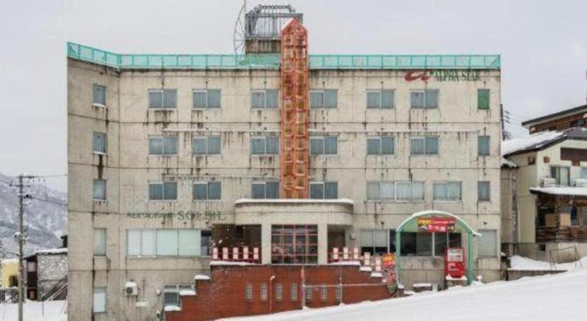 Hotel Alphastar Iwappara Yuzawa  Eksteriør billede